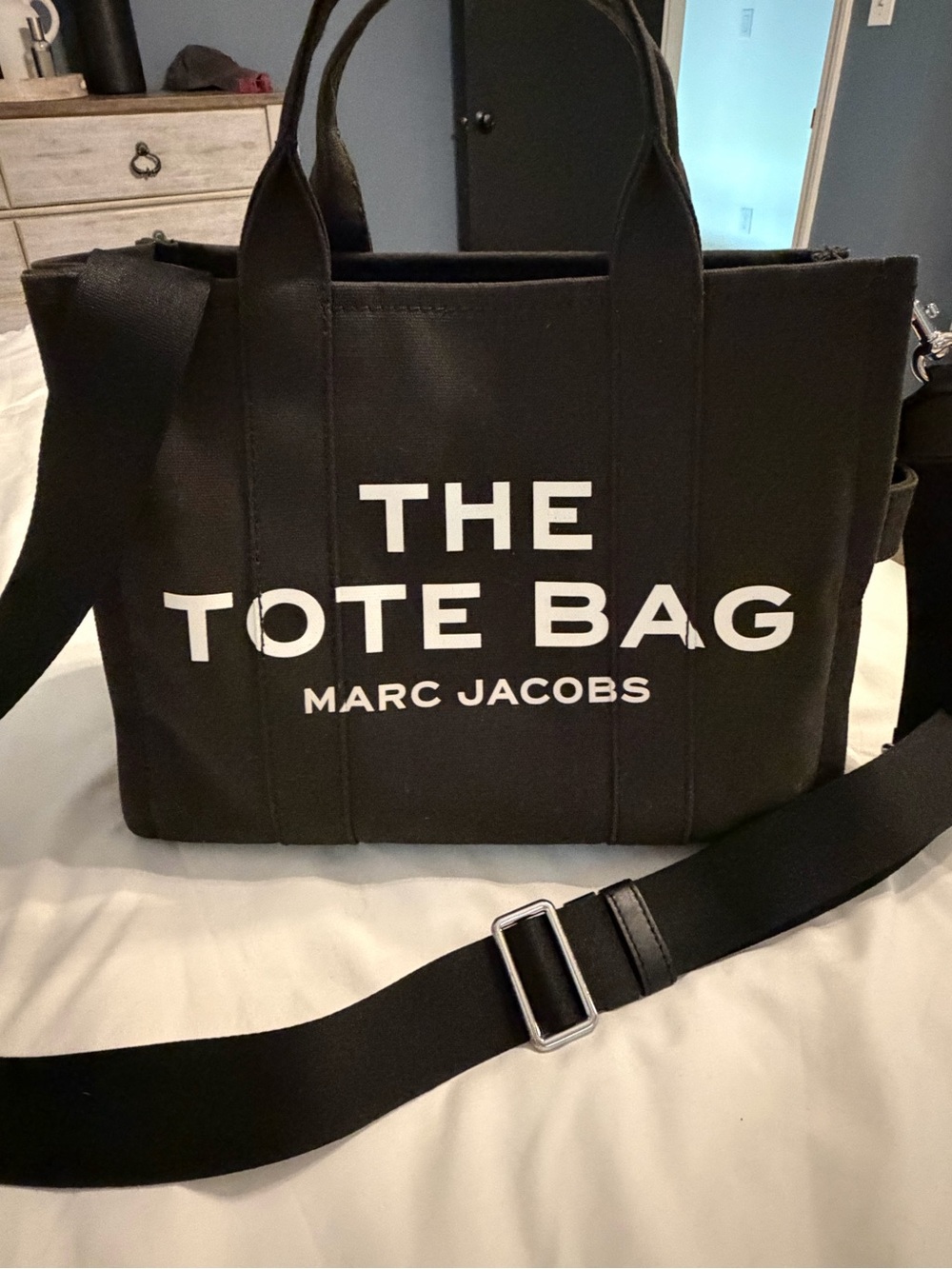Marc Jacobs The Tote Bag - Black Canvas Tote - Picture 4 of 5